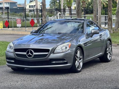 Used 2015 Mercedes-Benz SLK 250 image 6