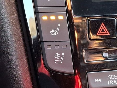 Used 2023 INFINITI QX50 Sport image 26