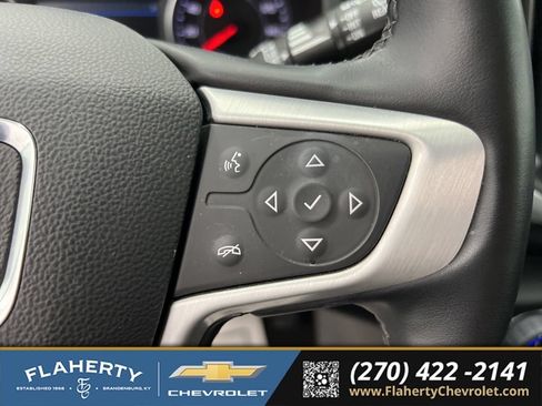 Used 2024 GMC Terrain SLT AWD/4WD image 26
