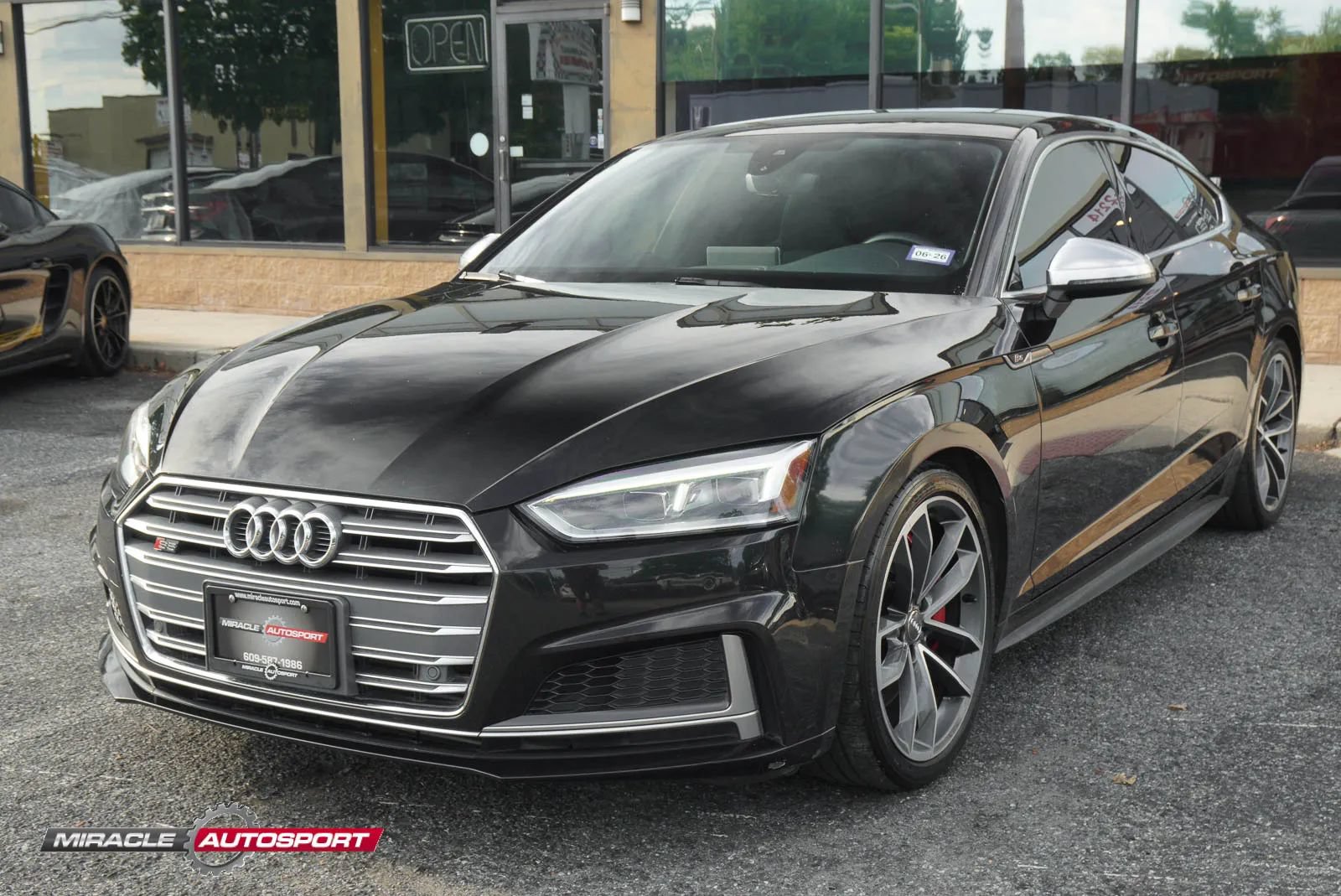 Used 2018 Audi S5 Premium Plus w/ Navigation Package AWD/4WD image 3