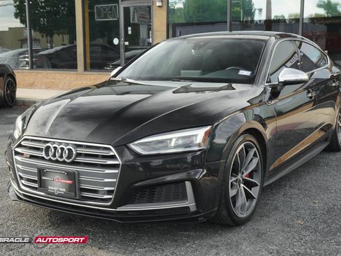 Used 2018 Audi S5 Premium Plus w/ Navigation Package image 3