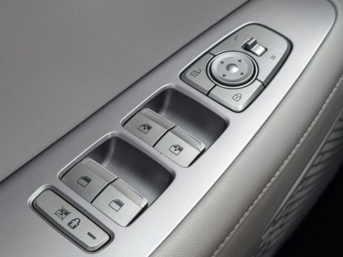 Used 2021 Hyundai Palisade SEL w/ Premium Package FWD image 19