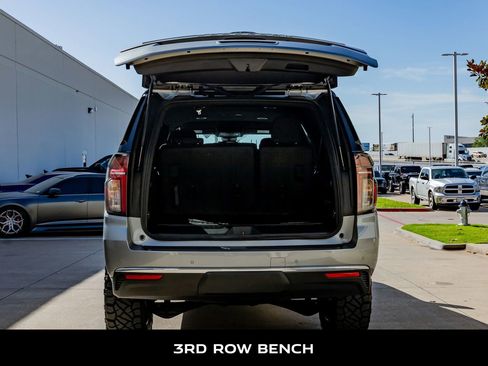Used 2024 Chevrolet Suburban LS w/ Driver Alert Package RWD image 9