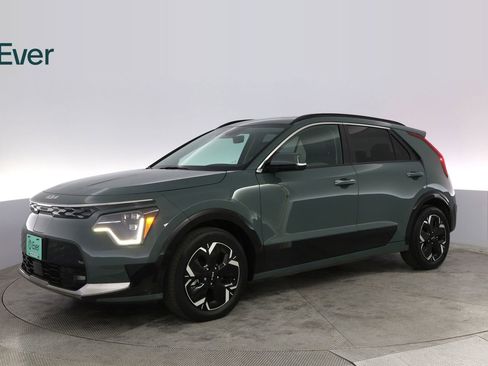 Used 2023 Kia Niro Wave w/ Wave Preserve Package image 18