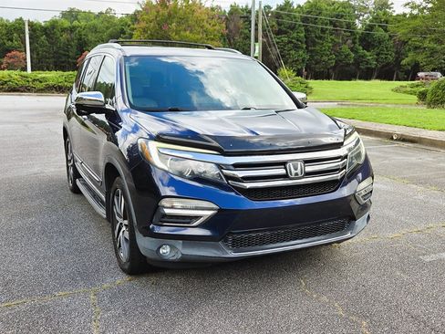 Used 2016 Honda Pilot Touring image 16