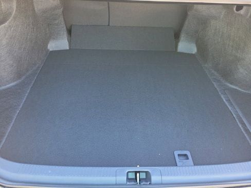 New 2026 Toyota Camry Hybrid image 9