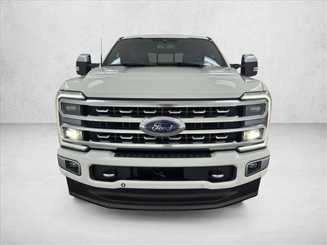 Used 2024 Ford F250 Platinum AWD/4WD image 2