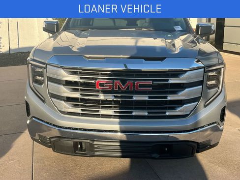 New 2026 GMC Sierra 1500 SLE AWD/4WD image 2