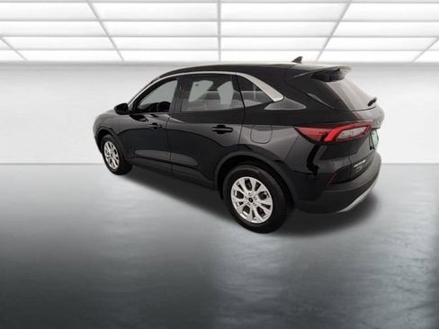 Certified 2023 Ford Escape Active AWD/4WD image 6