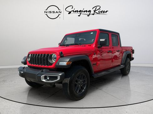 Used 2025 Jeep Gladiator Sport AWD/4WD image 3