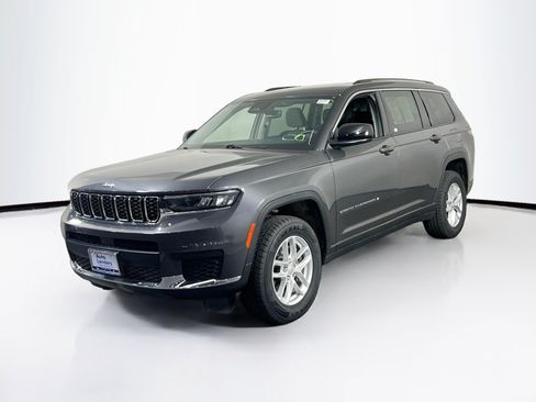 Used 2023 Jeep Grand Cherokee L Laredo w/ Luxury Tech Group I AWD/4WD image 1