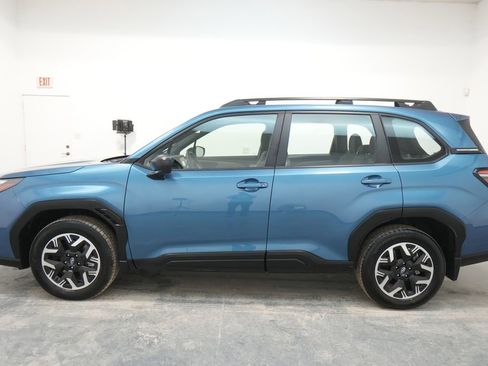 Used 2025 Subaru Forester image 4