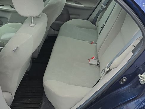 Used 2013 Toyota Corolla LE FWD image 4