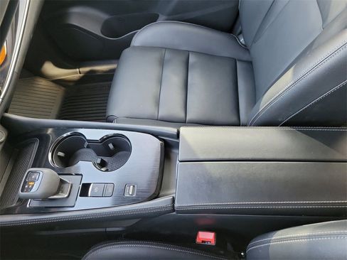 Used 2023 Nissan Rogue SL w/ SL Premium Package image 22