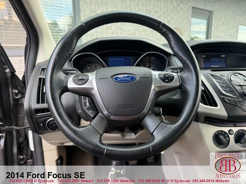 Used 2014 Ford Focus SE w/ SE Winter Package FWD image 17