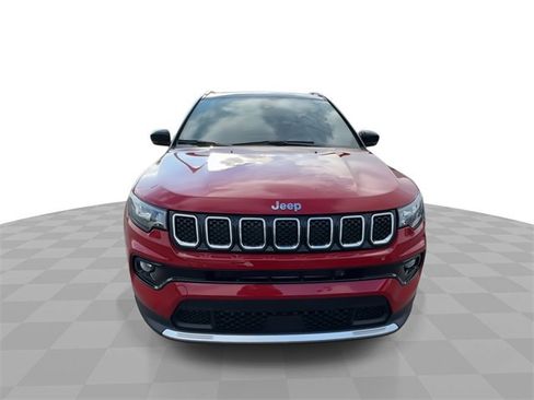 Used 2023 Jeep Compass Limited w/ Sun and Sound Group image 3