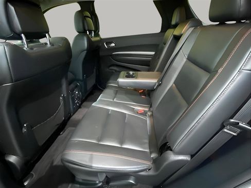 Used 2018 Dodge Durango GT w/ Premium Group AWD/4WD image 12