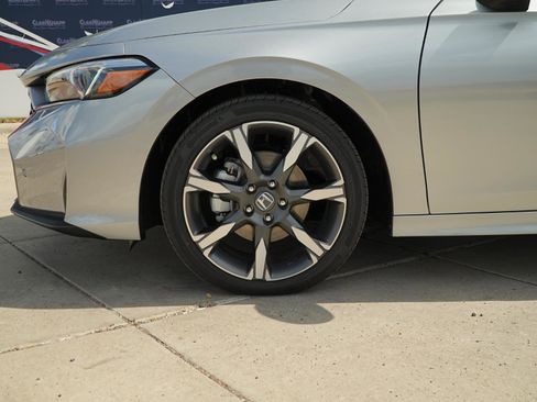 Used 2025 Honda Civic Sport Touring image 12