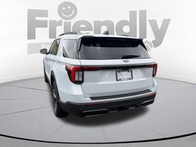 Used 2026 Ford Explorer ST-Line w/ ST-Line Street Pack AWD/4WD image 6