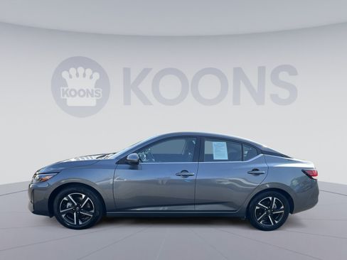Used 2025 Nissan Sentra SV FWD image 13