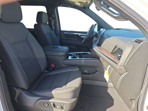 New 2026 Chevrolet Suburban LS AWD/4WD image 16