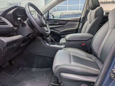 Used 2023 Subaru Ascent Onyx Edition AWD/4WD image 2