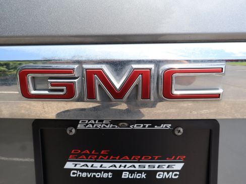 Used 2023 GMC Yukon SLT RWD image 58