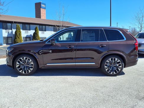 New 2026 Volvo XC90 B6 Plus w/ Protection Package image 3