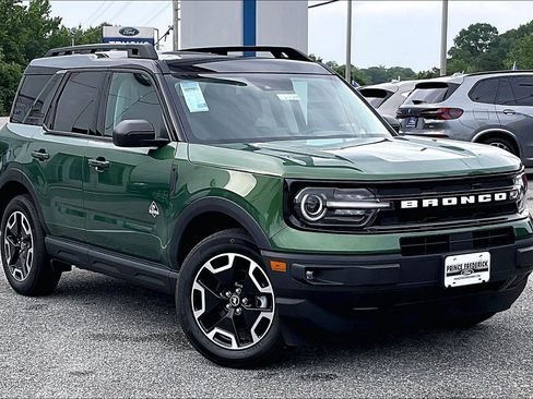 Used 2024 Ford Bronco Sport Outer Banks w/ Tech Package AWD/4WD image 1