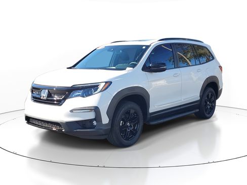 Used 2022 Honda Pilot TrailSport image 4