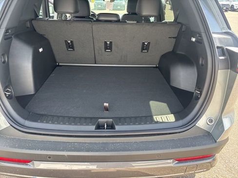 New 2026 Chevrolet Equinox ACTIV w/ Convenience Package III AWD/4WD image 23