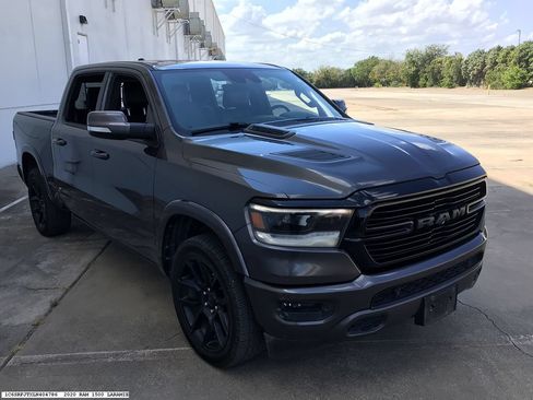 Used 2020 RAM 1500 Laramie AWD/4WD image 4