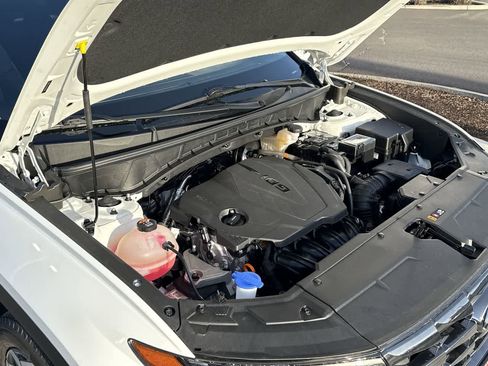 Used 2023 Hyundai Tucson Limited w/ Cargo Package image 7