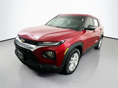 Used 2021 Chevrolet TrailBlazer LS image 3