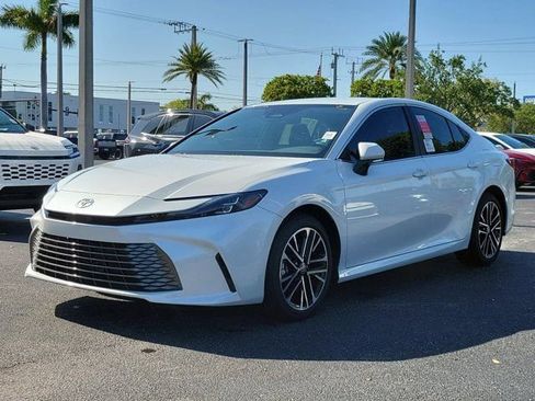 New 2026 Toyota Camry XLE FWD image 2