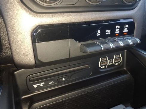 Used 2019 RAM 1500 Big Horn image 22