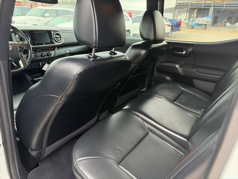 Used 2019 Toyota Tacoma TRD Pro AWD/4WD image 17