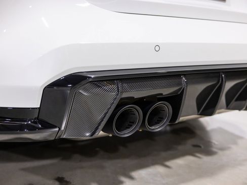 Used 2023 BMW M4 CSL image 17