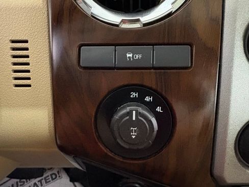 Used 2016 Ford F250 Lariat AWD/4WD image 28