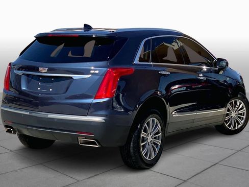 Used 2018 Cadillac XT5 Luxury w/ Driver Awareness Package FWD image 13