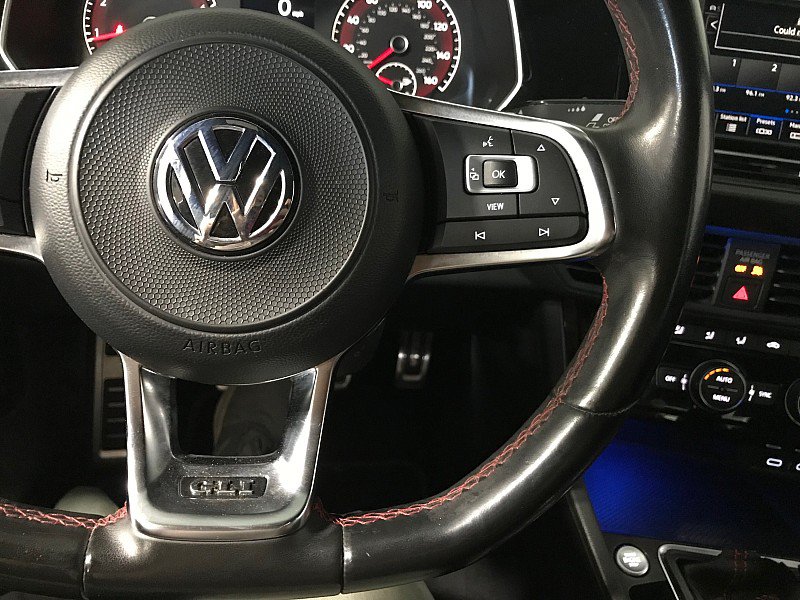 Used 2020 Volkswagen Jetta GLI FWD image 25