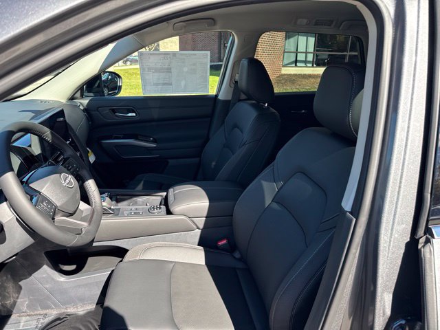 New 2026 Nissan Pathfinder SL AWD/4WD image 41