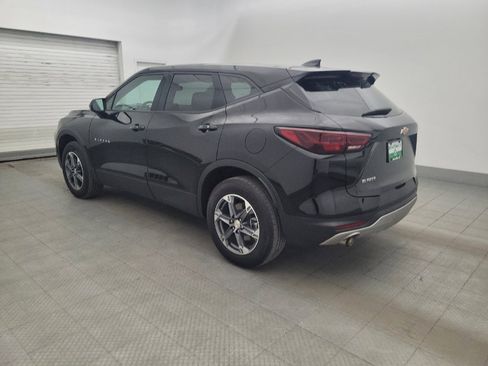 Used 2025 Chevrolet Blazer LT FWD image 3