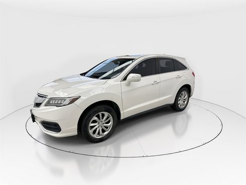 Used 2018 Acura RDX FWD image 4