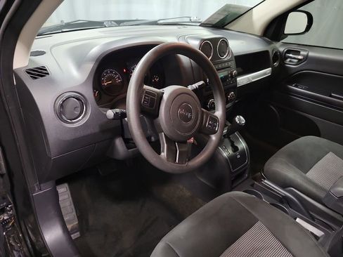 Used 2017 Jeep Compass Sport w/ Power Value Group AWD/4WD image 14