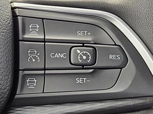 New 2025 Jeep Grand Cherokee L Laredo w/ Luxury Tech Group I image 15