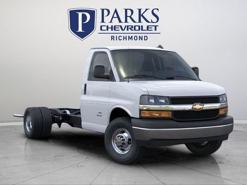 New 2025 Chevrolet Express 3500 w/ Power Convenience Package RWD image 1