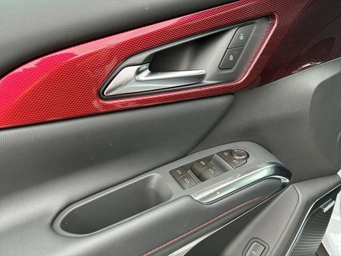 New 2026 Chevrolet Traverse Z71 image 12