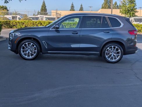 Certified 2022 BMW X5 xDrive40i w/ Executive Package AWD/4WD image 8
