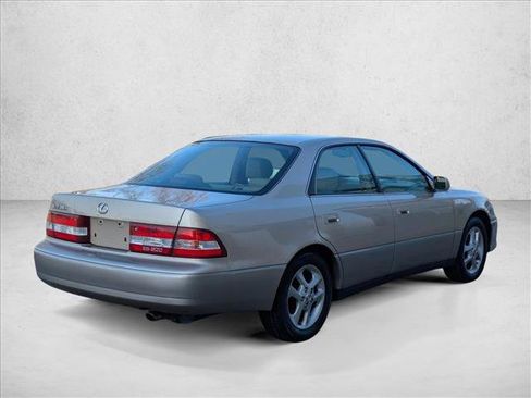 Used 2001 Lexus ES 330 image 5
